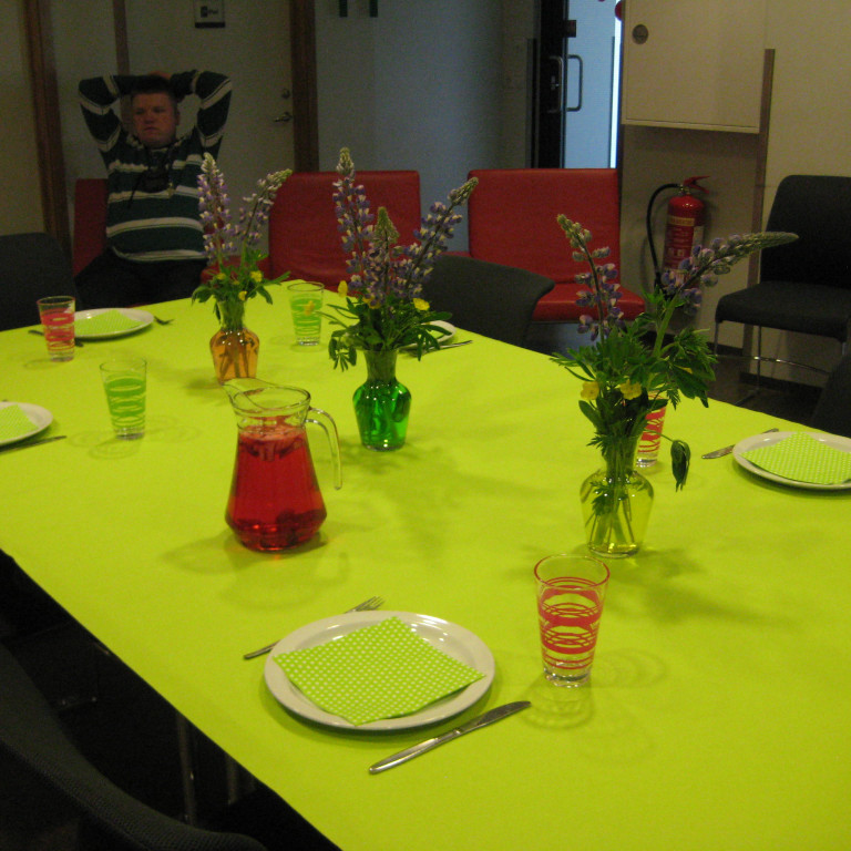 Hér er verið að undirbúa námskeiðið lautarferðin.