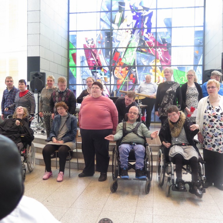 Kórar Fjölmenntar sungu nokkur lög.