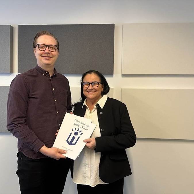 Handbók um auðlesið mál er komin út!